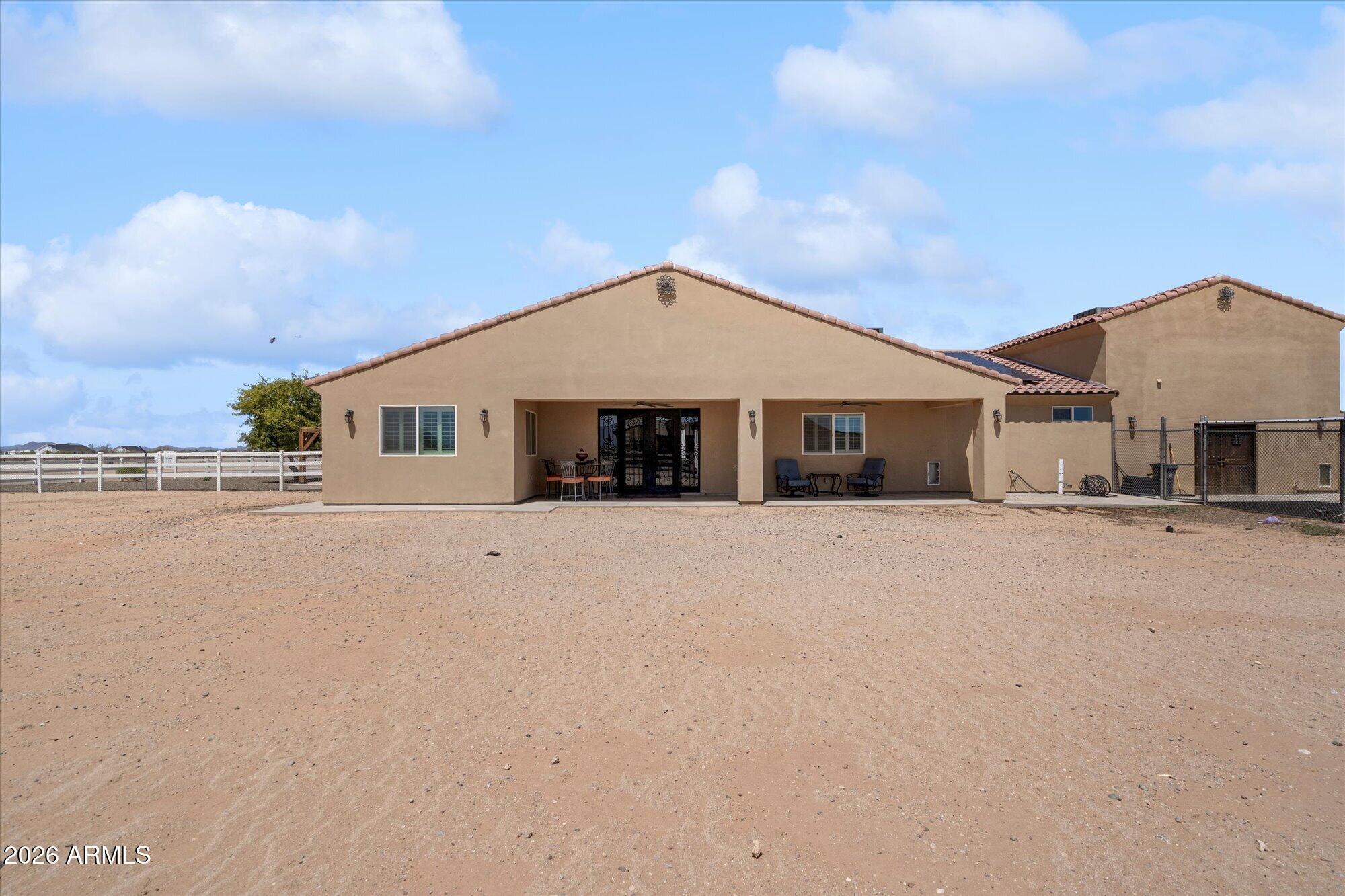 24039 W Cavedale Drive