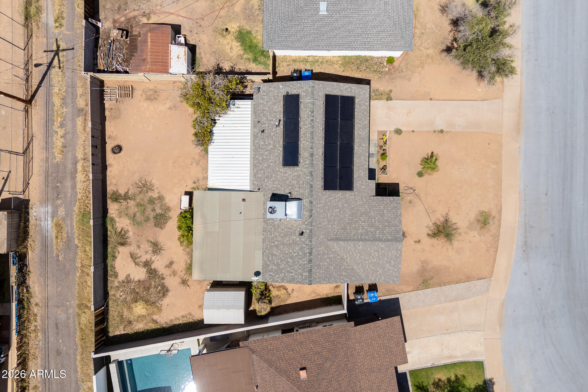 2402 N 36TH Place