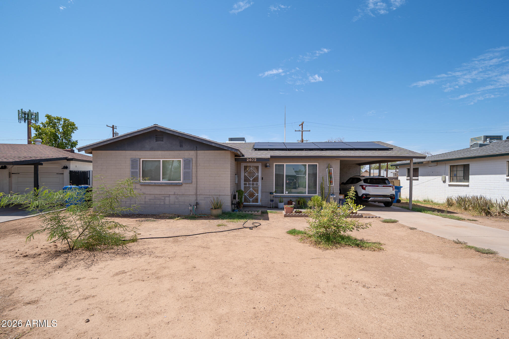 2402 N 36TH Place