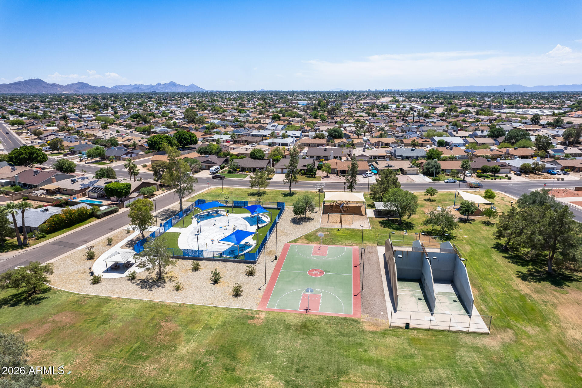 5107 W CORRINE Drive