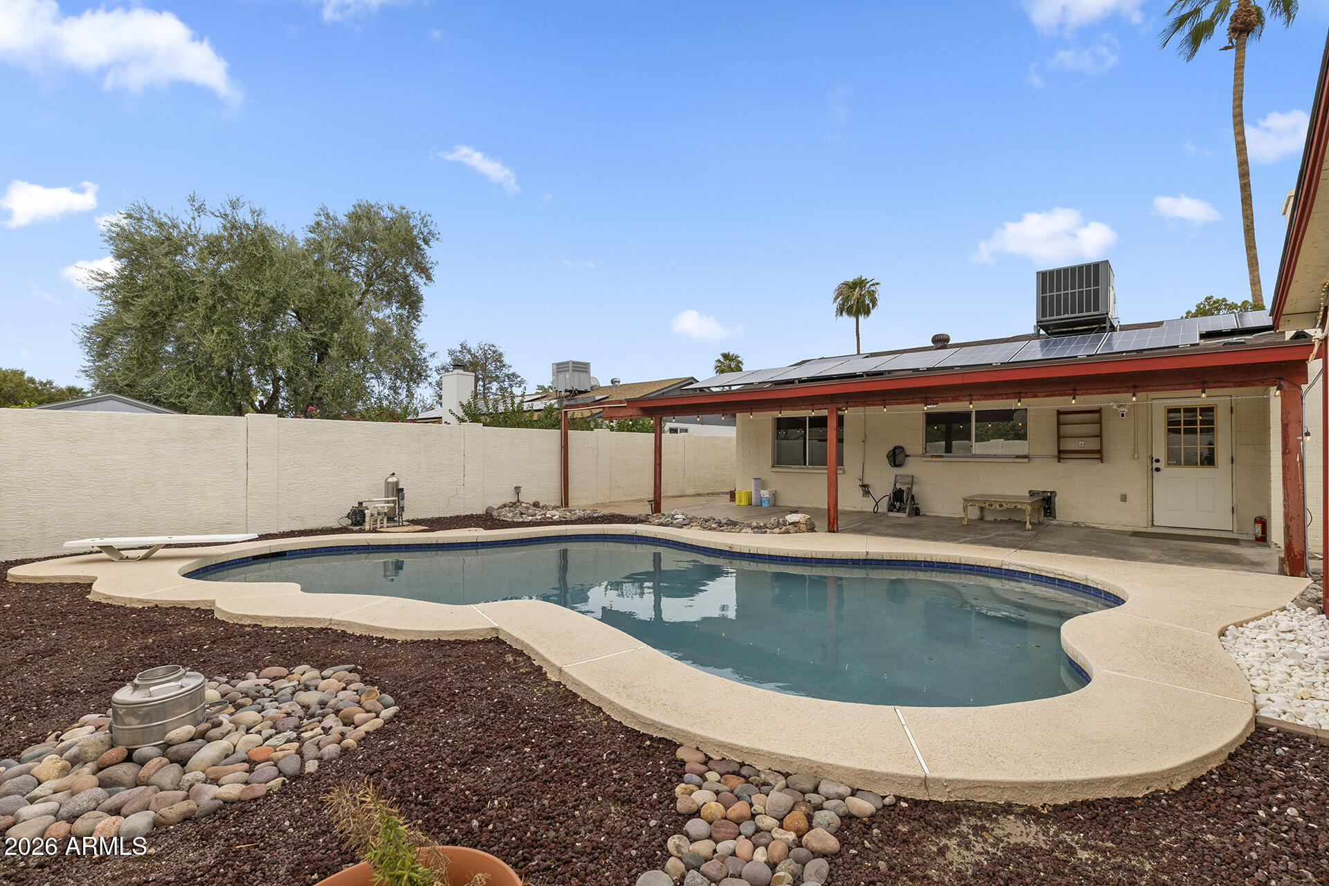 5107 W CORRINE Drive