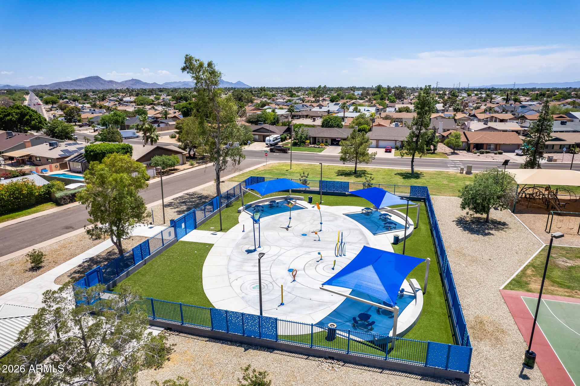 5107 W CORRINE Drive