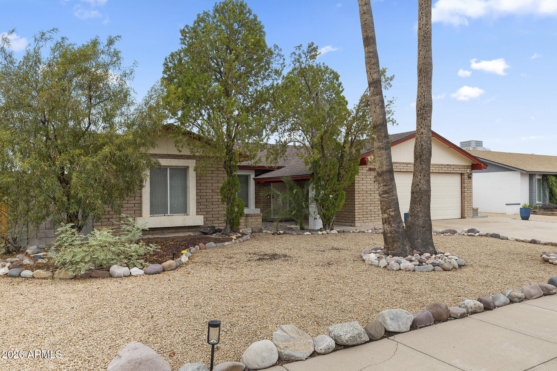 5107 W CORRINE Drive