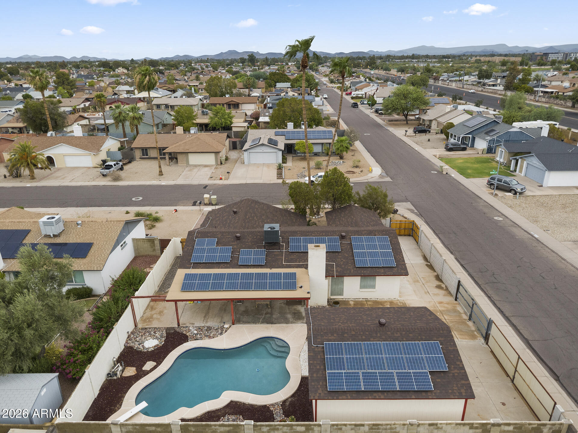 5107 W CORRINE Drive