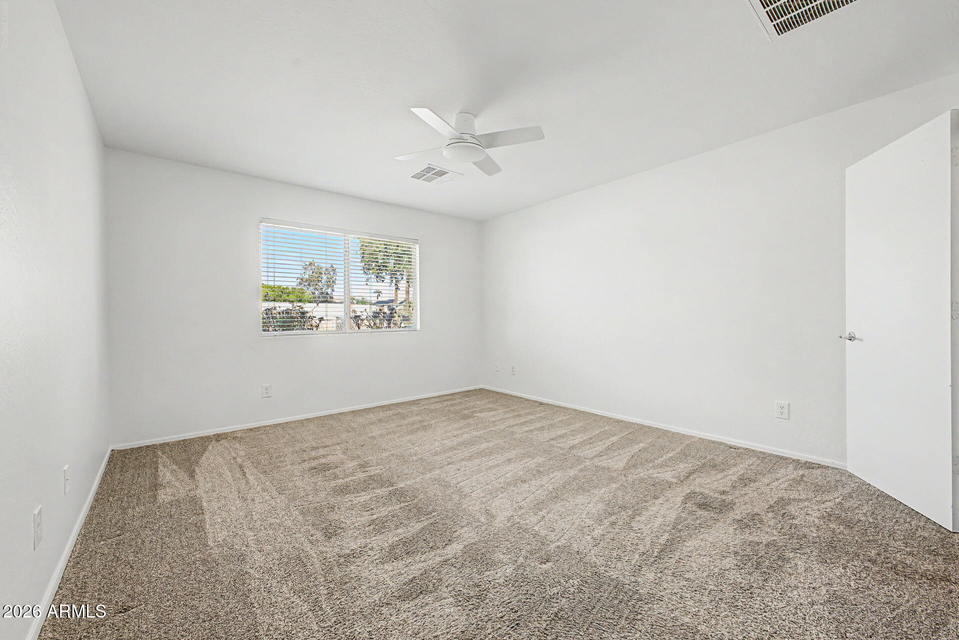 15142 W Smokey Drive