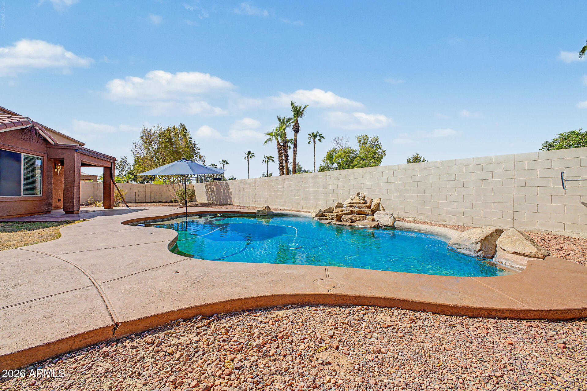 15142 W Smokey Drive