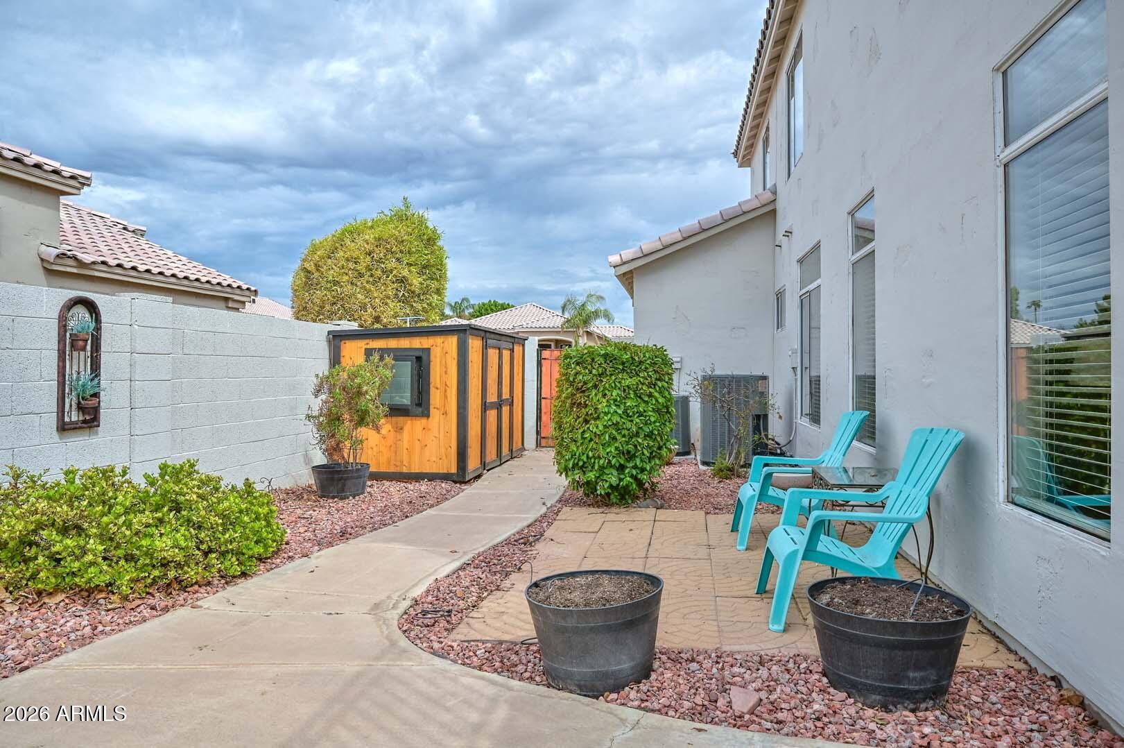 7133 W PARAISO Drive