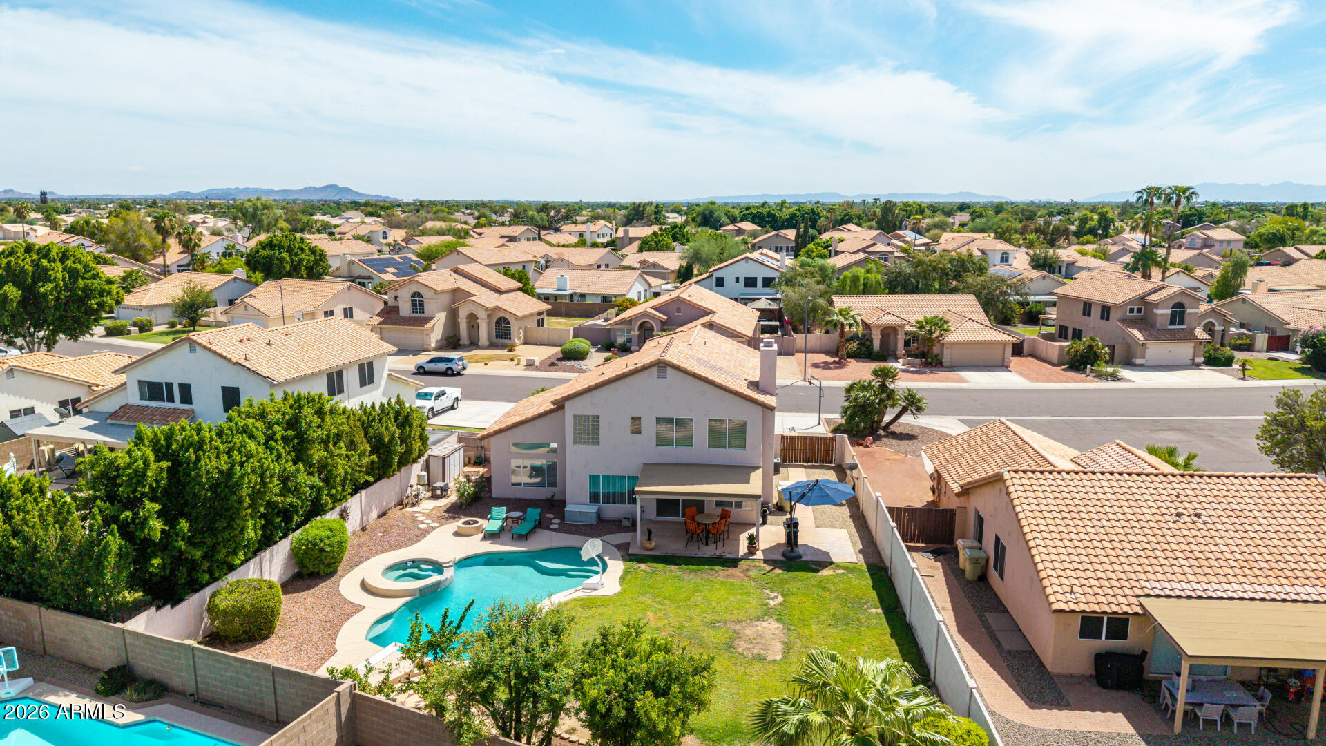 7220 W LOS GATOS Drive