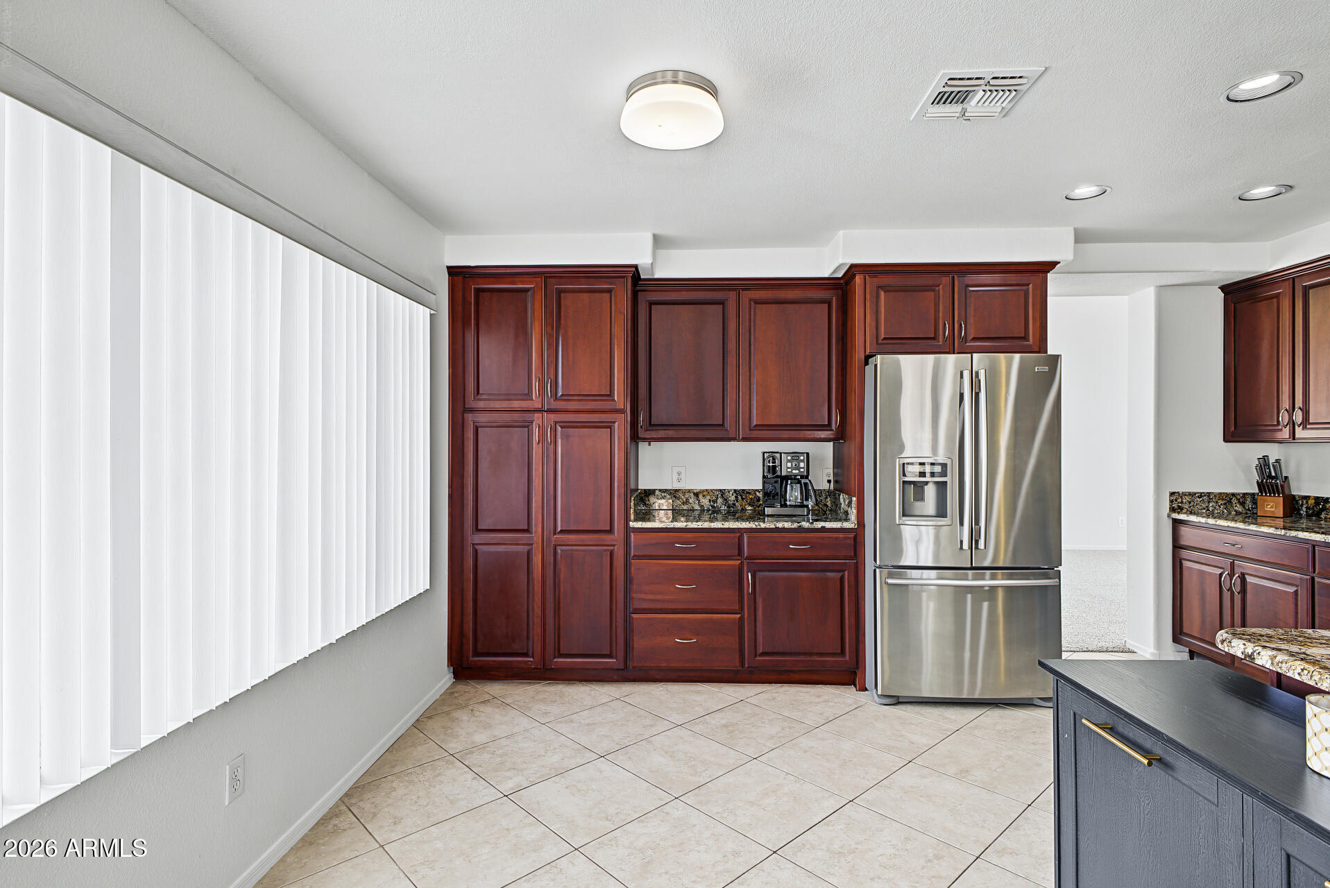 7220 W LOS GATOS Drive