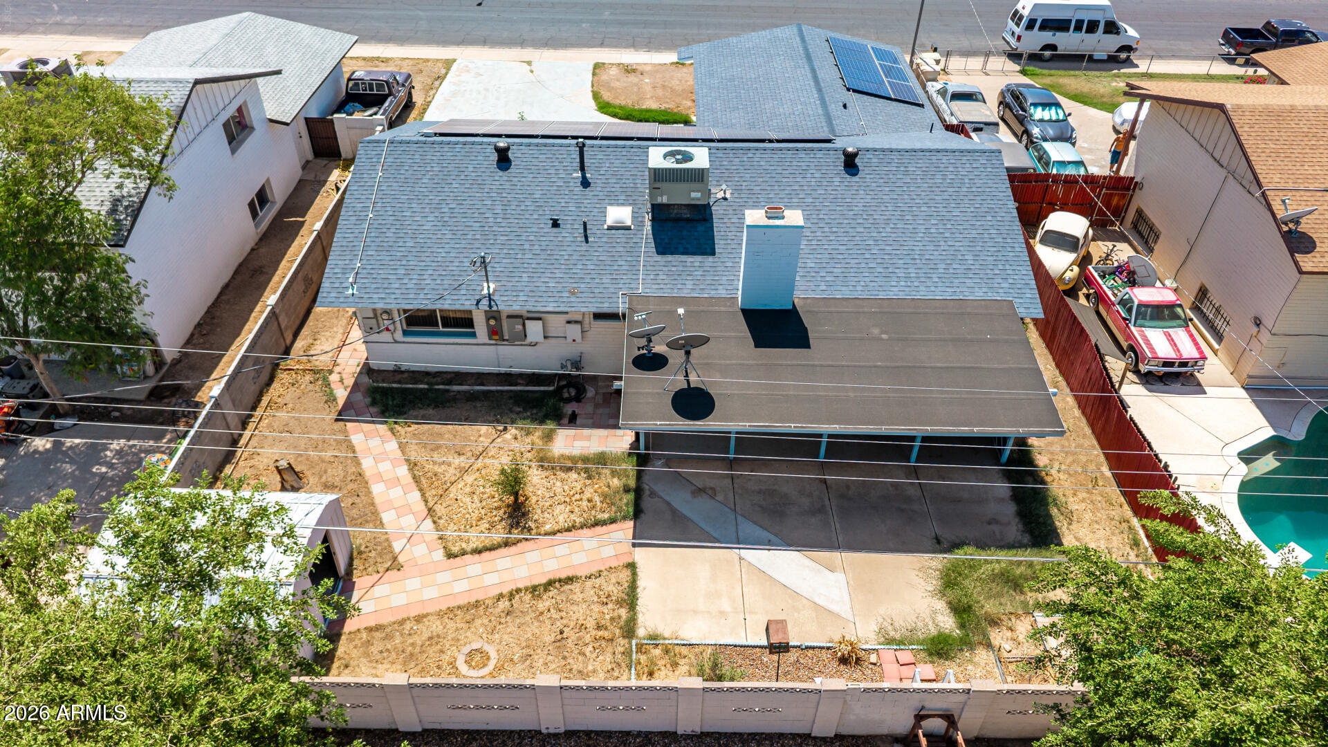 4320 W Rose Lane