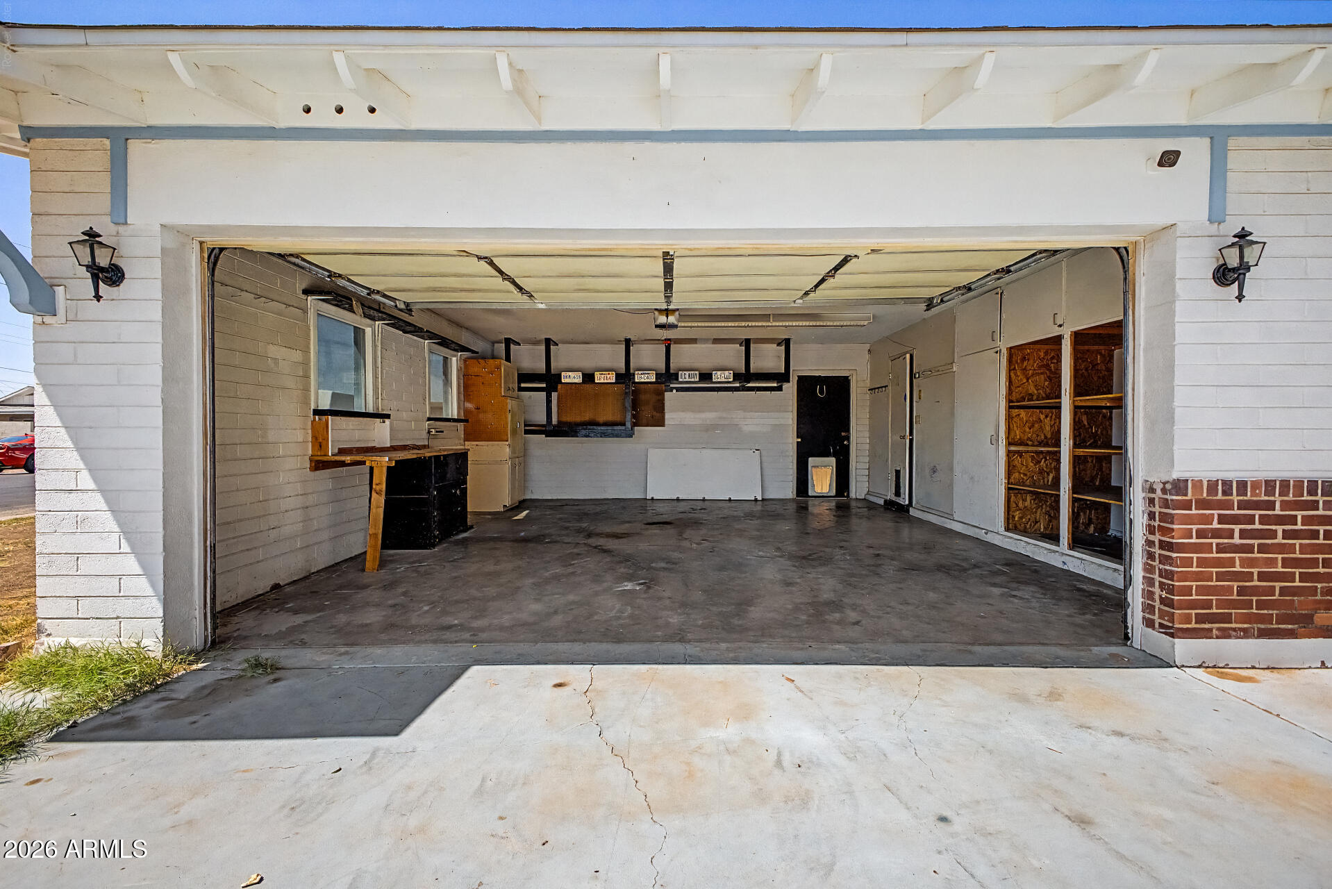 4320 W Rose Lane