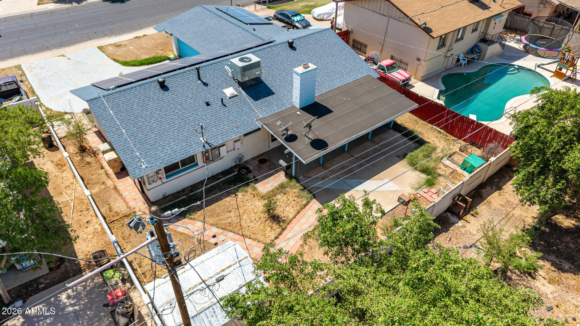 4320 W Rose Lane