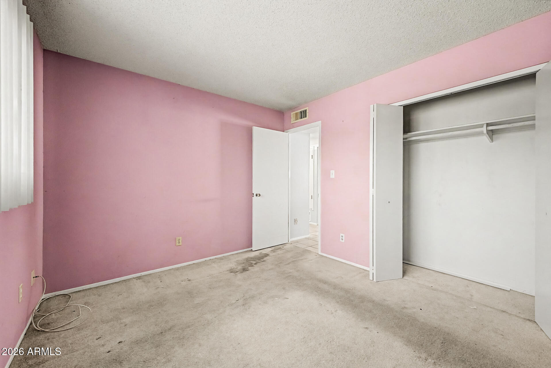 4320 W Rose Lane