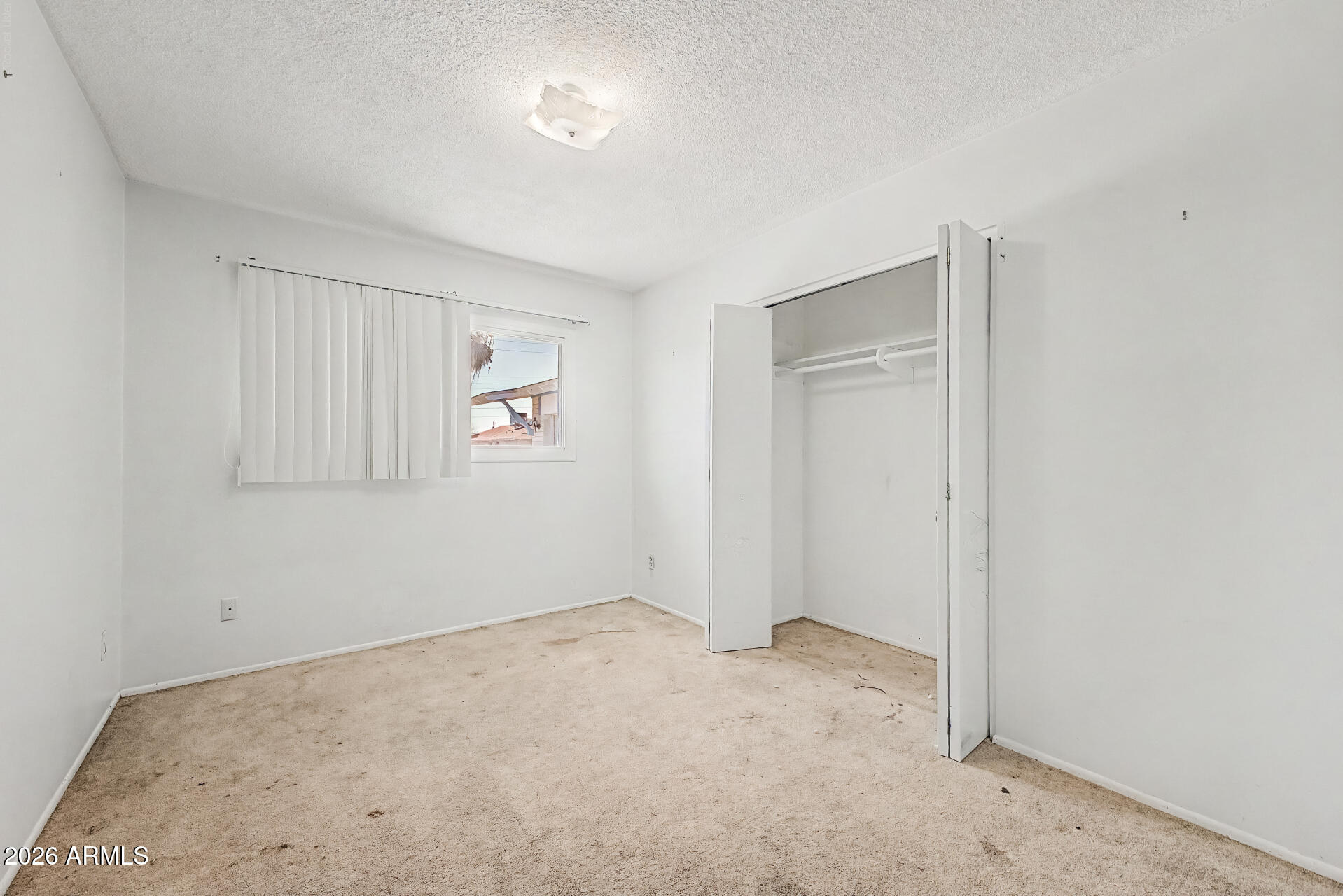 4320 W Rose Lane