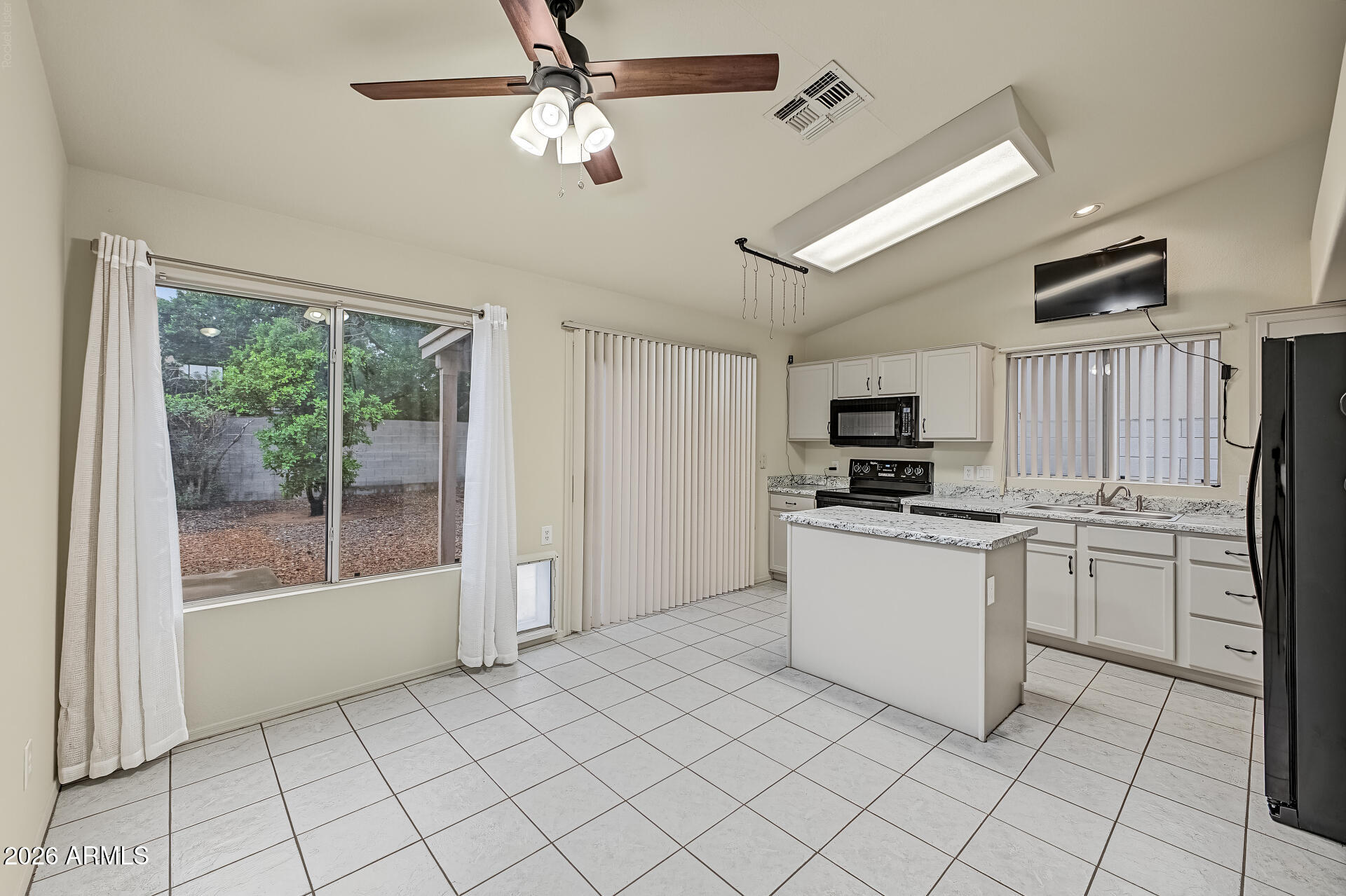 5175 W Kerry Lane