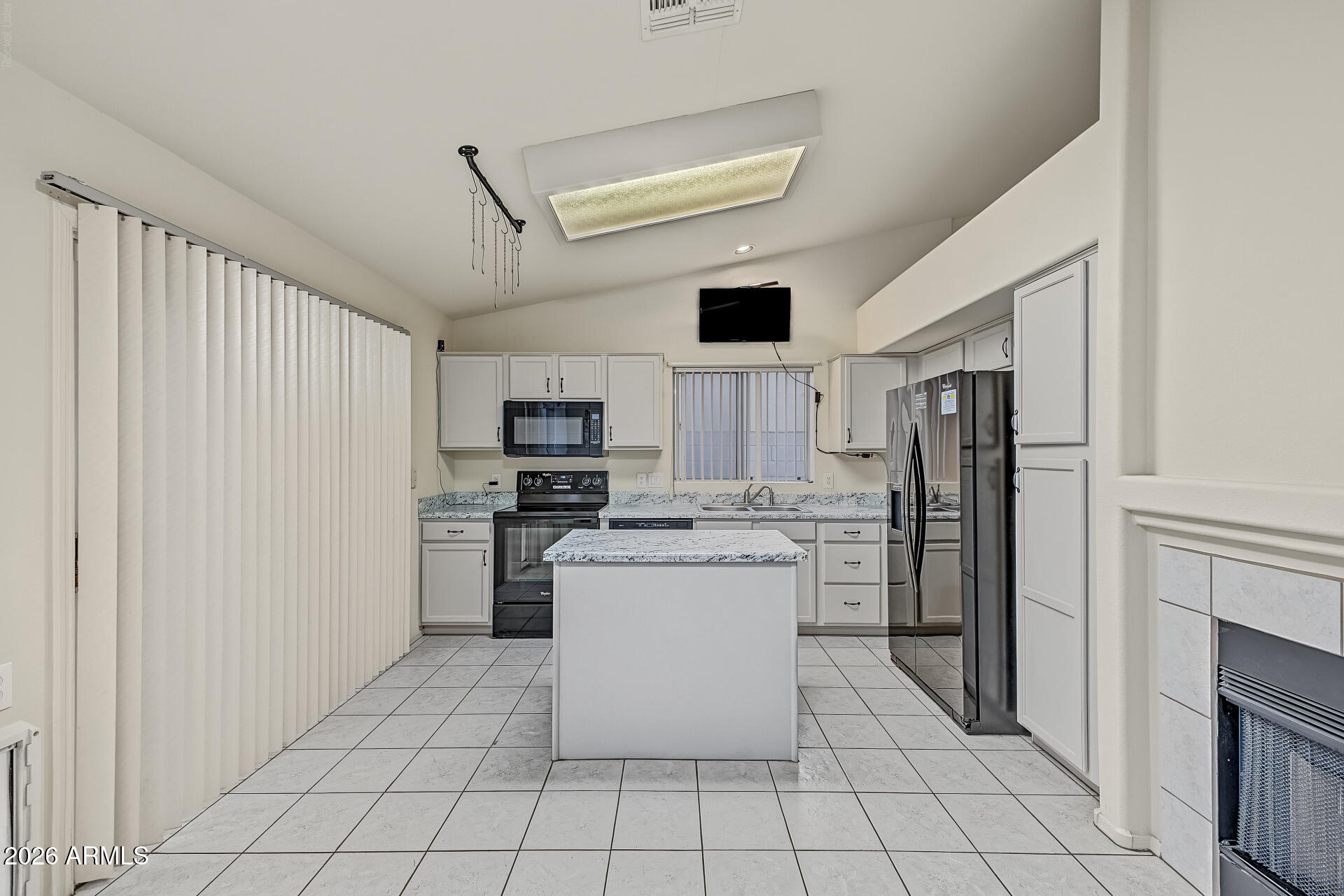 5175 W Kerry Lane