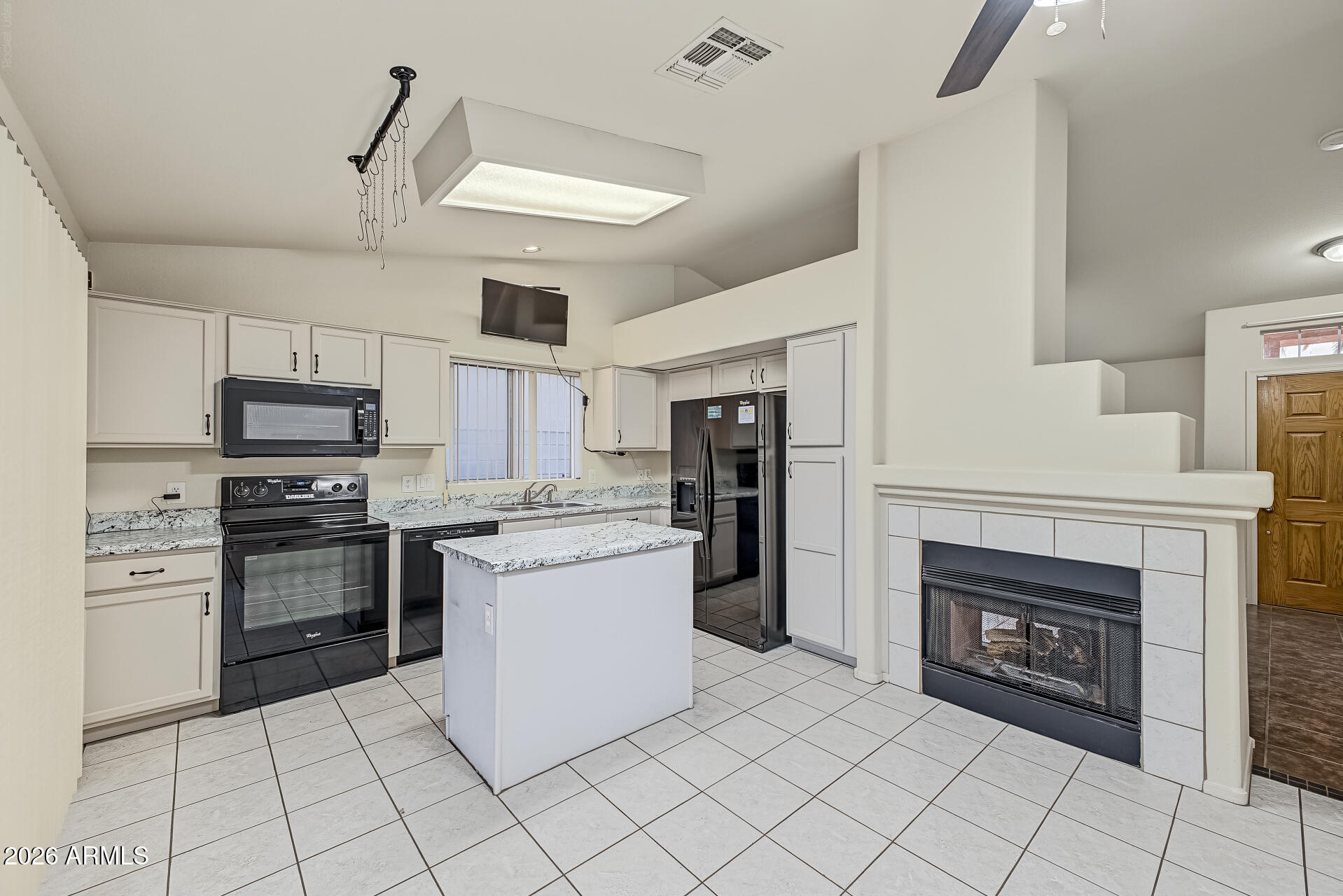 5175 W Kerry Lane