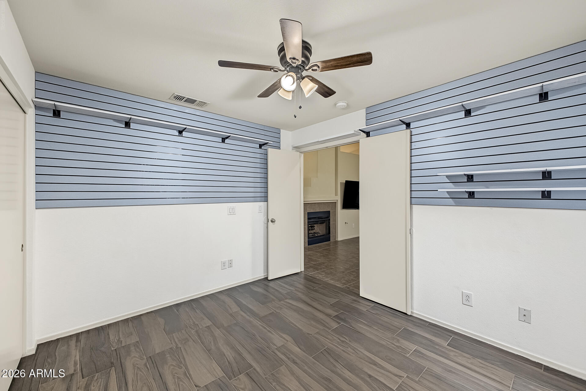 5175 W Kerry Lane