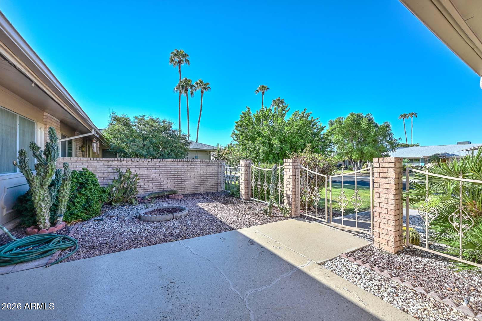 10220 W PINERIDGE Drive