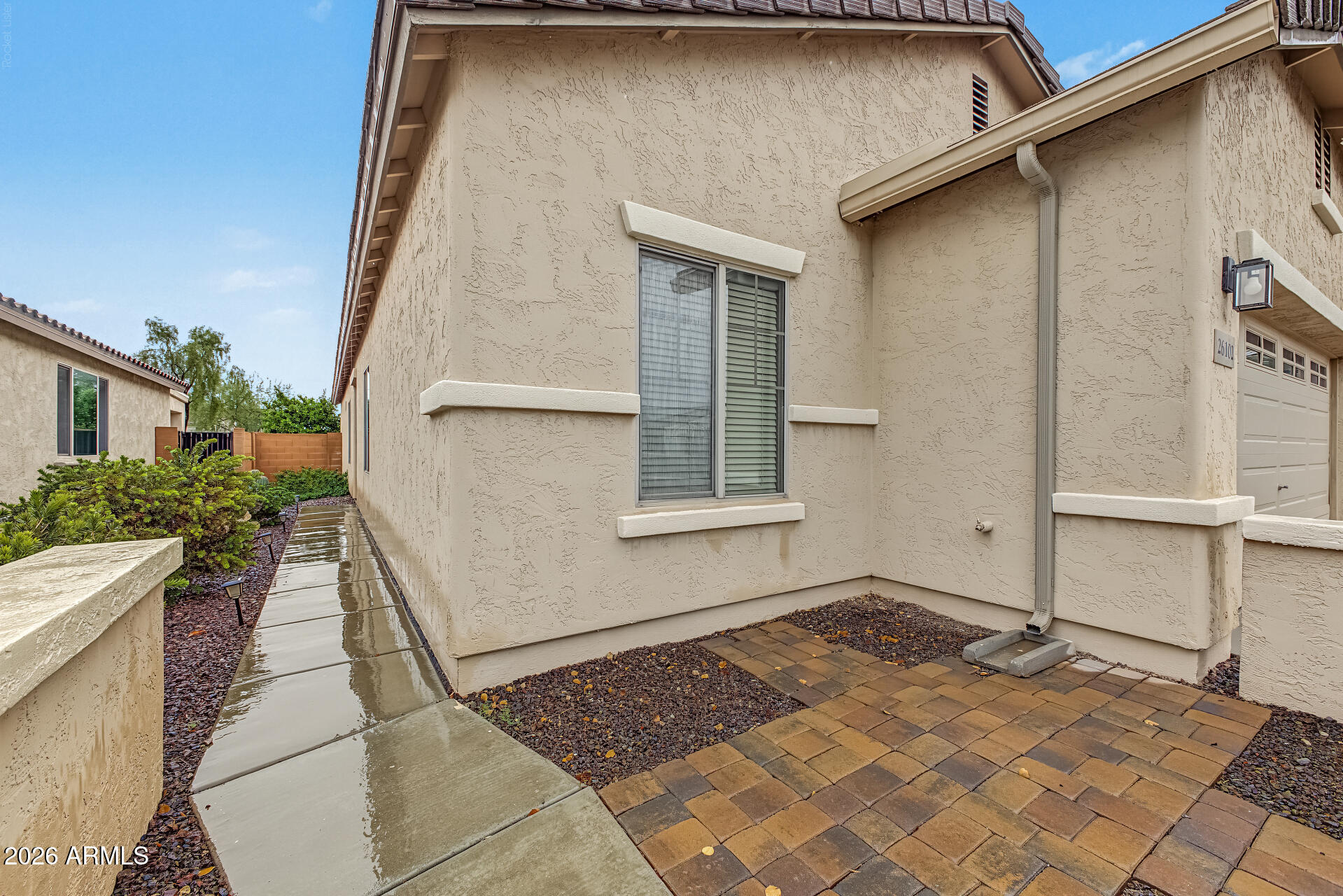 26102 W TONTO Lane