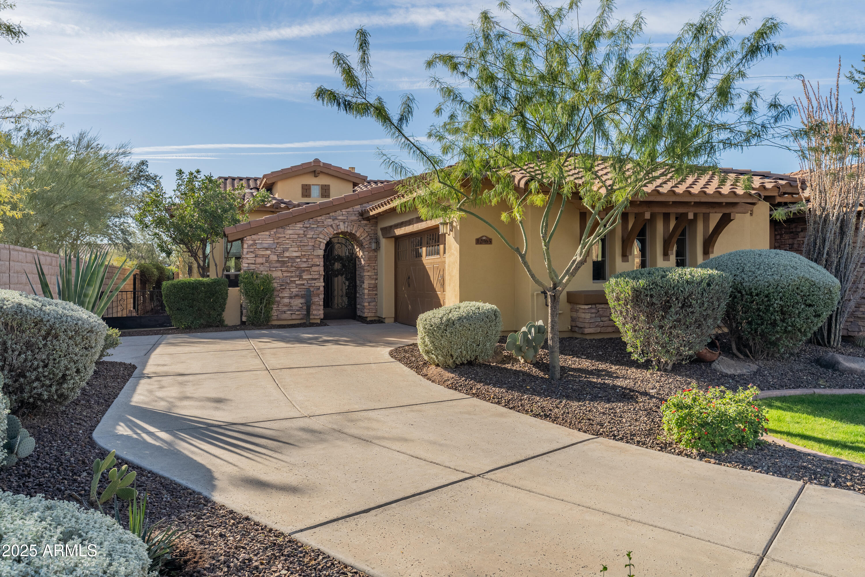 12065 W DESERT MIRAGE Drive