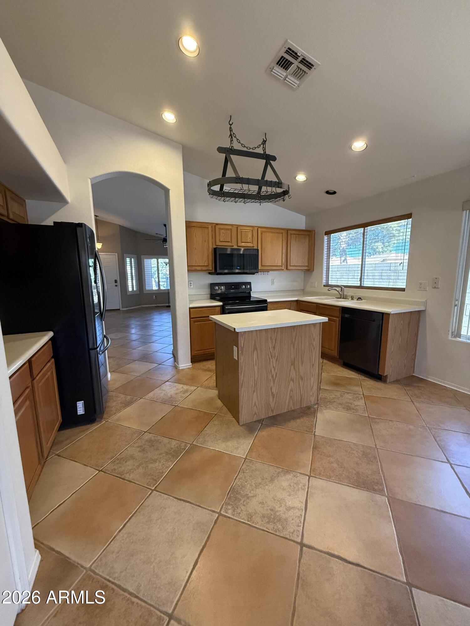 8033 W SALTER Drive