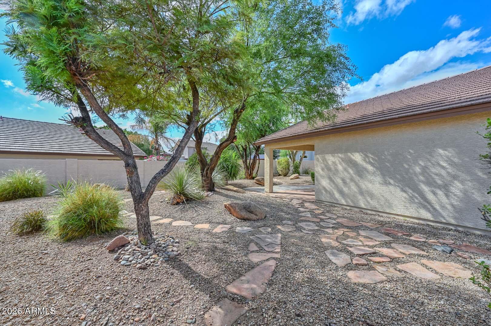 7720 W Foothill Drive
