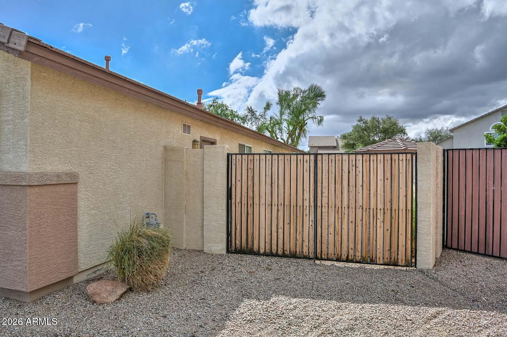 7720 W Foothill Drive