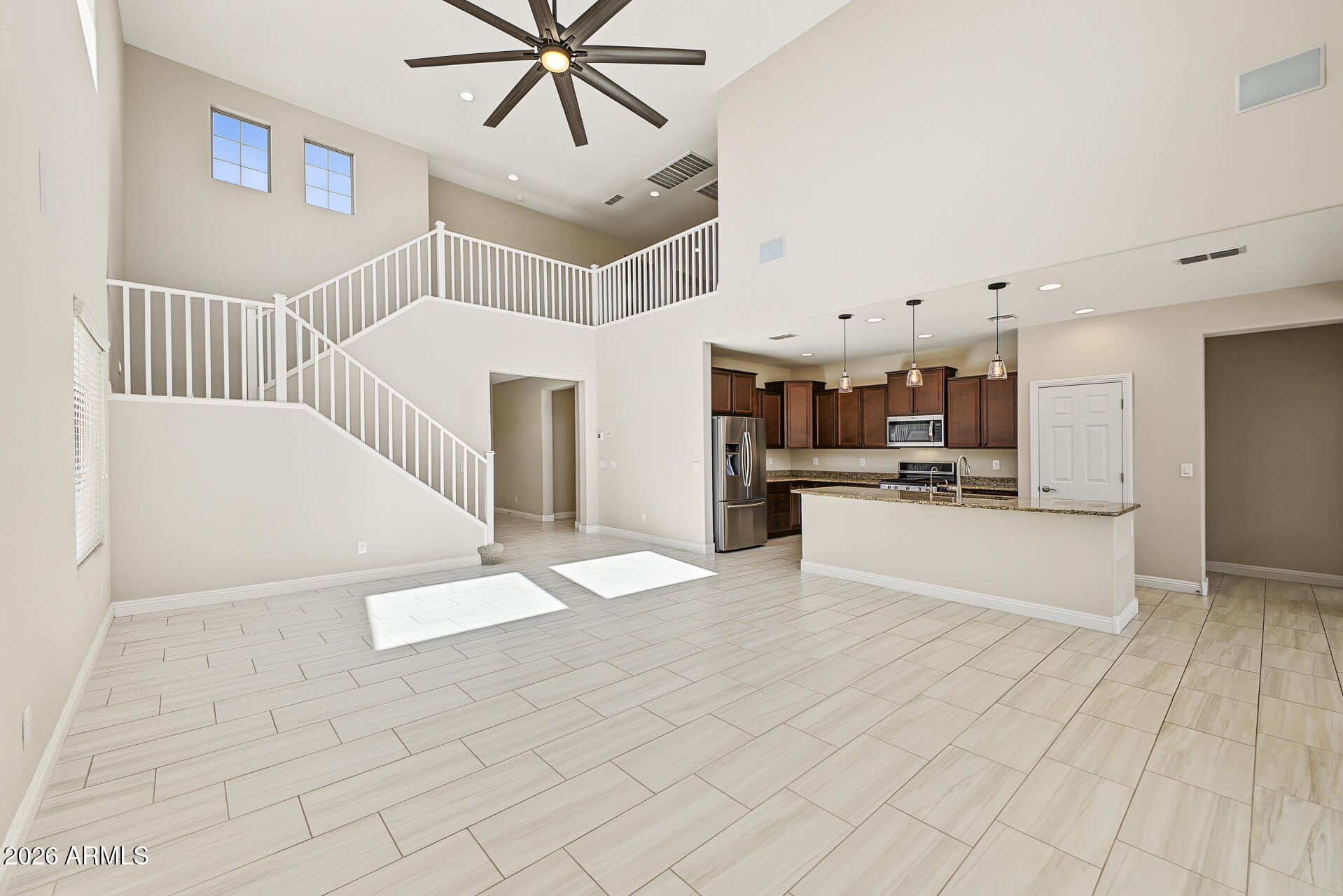 17493 W GAMBIT Trail