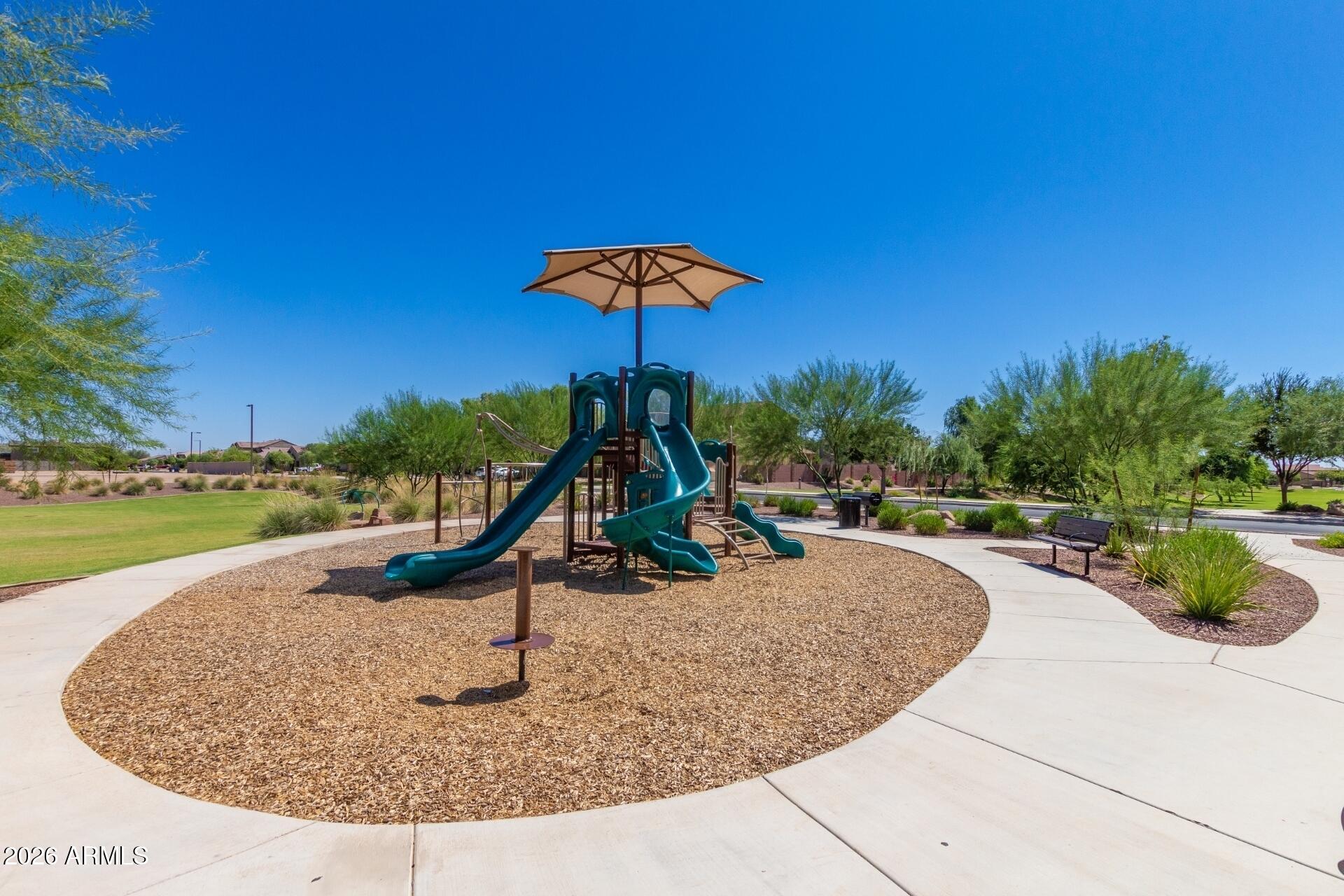 17493 W GAMBIT Trail