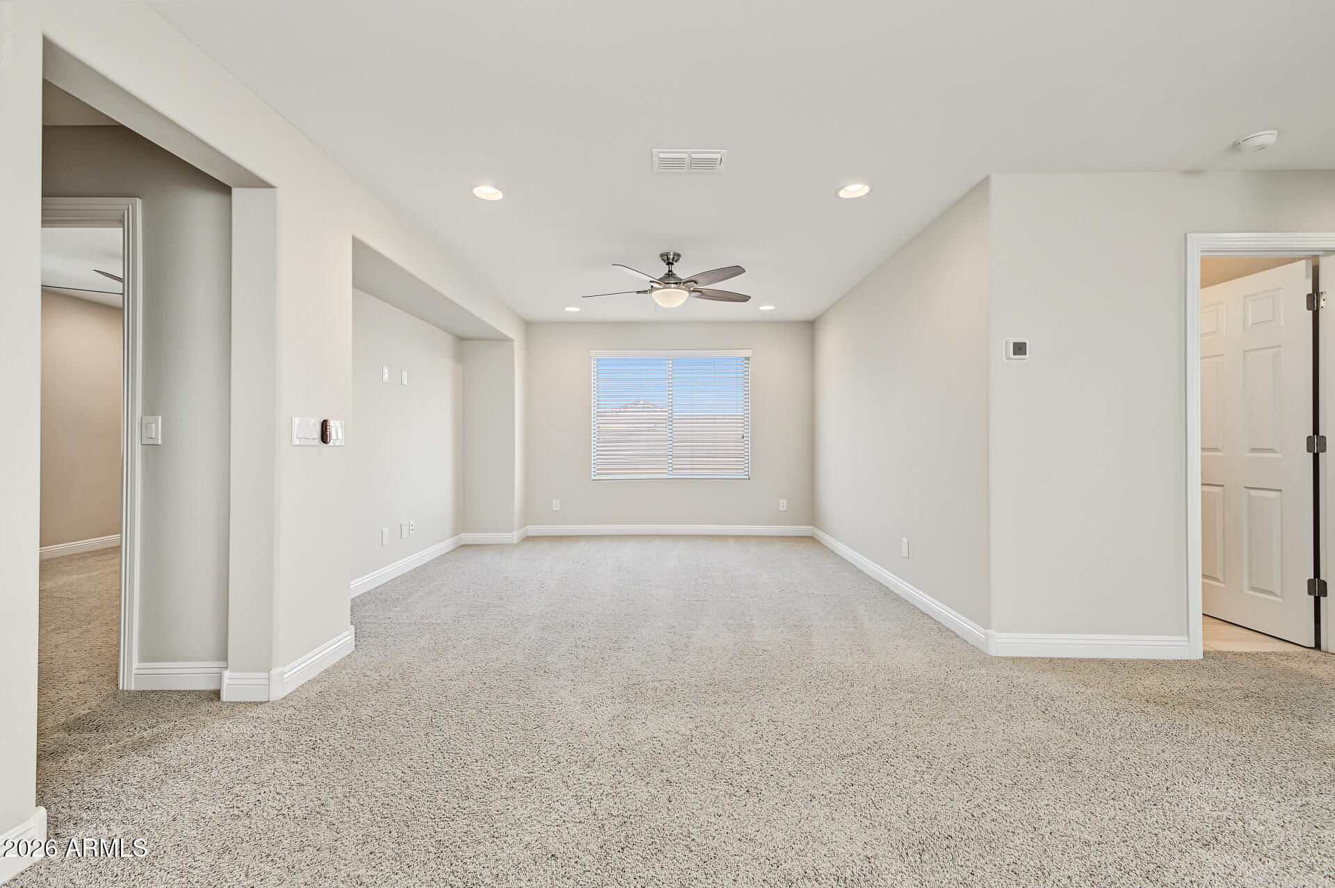 17493 W GAMBIT Trail