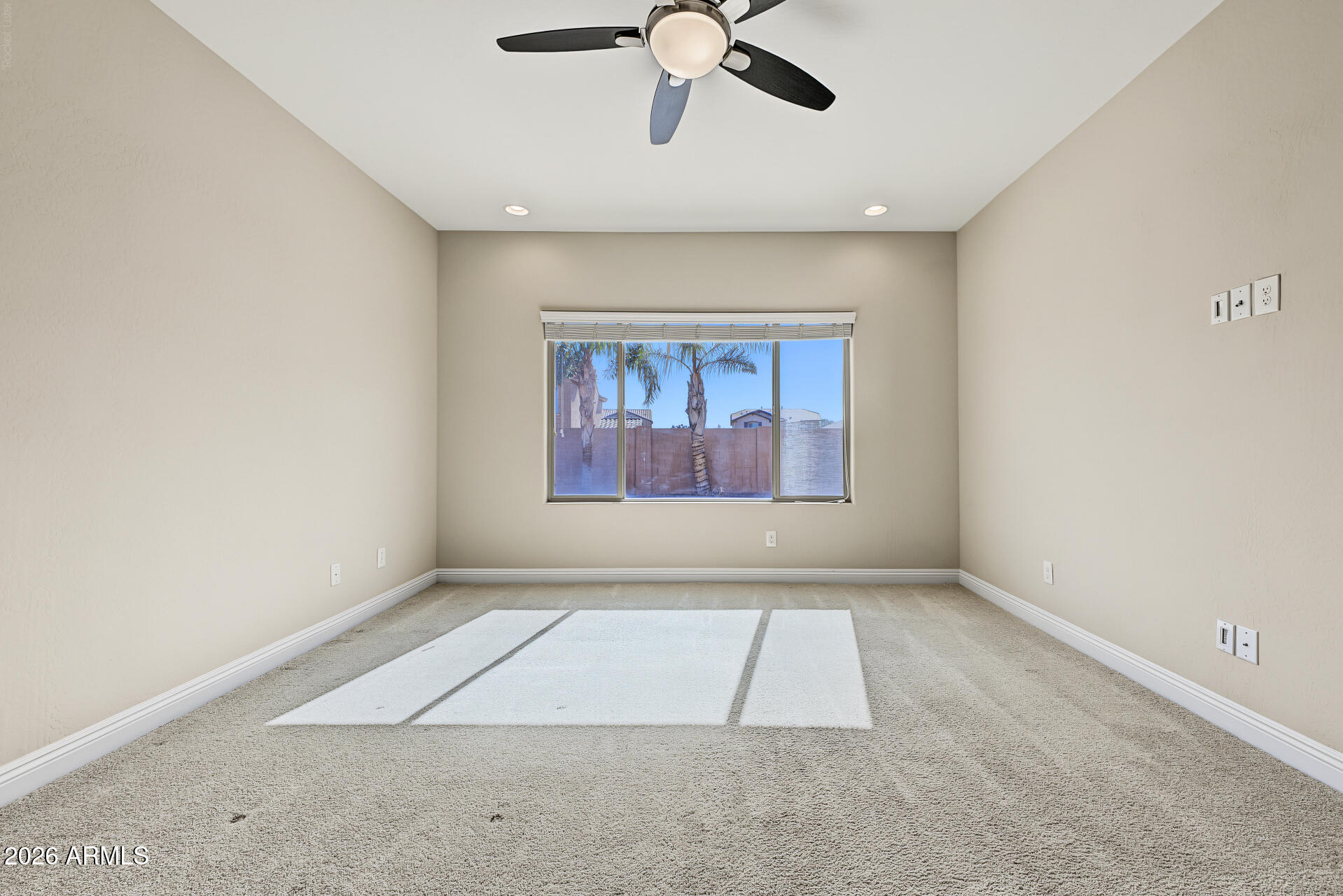 17493 W GAMBIT Trail