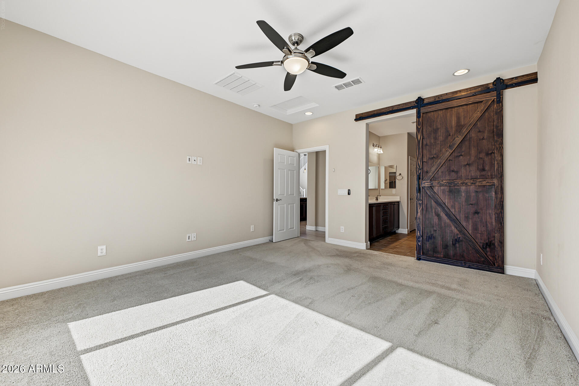 17493 W GAMBIT Trail