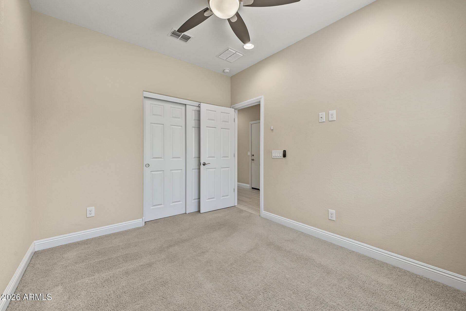 17493 W GAMBIT Trail