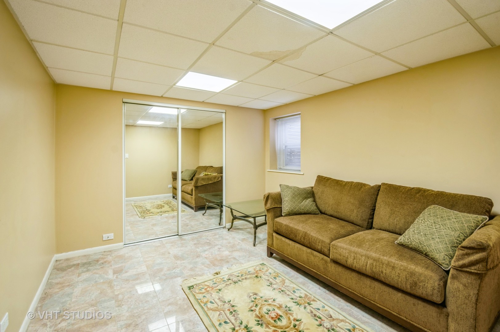 5901 N Sauganash Lane