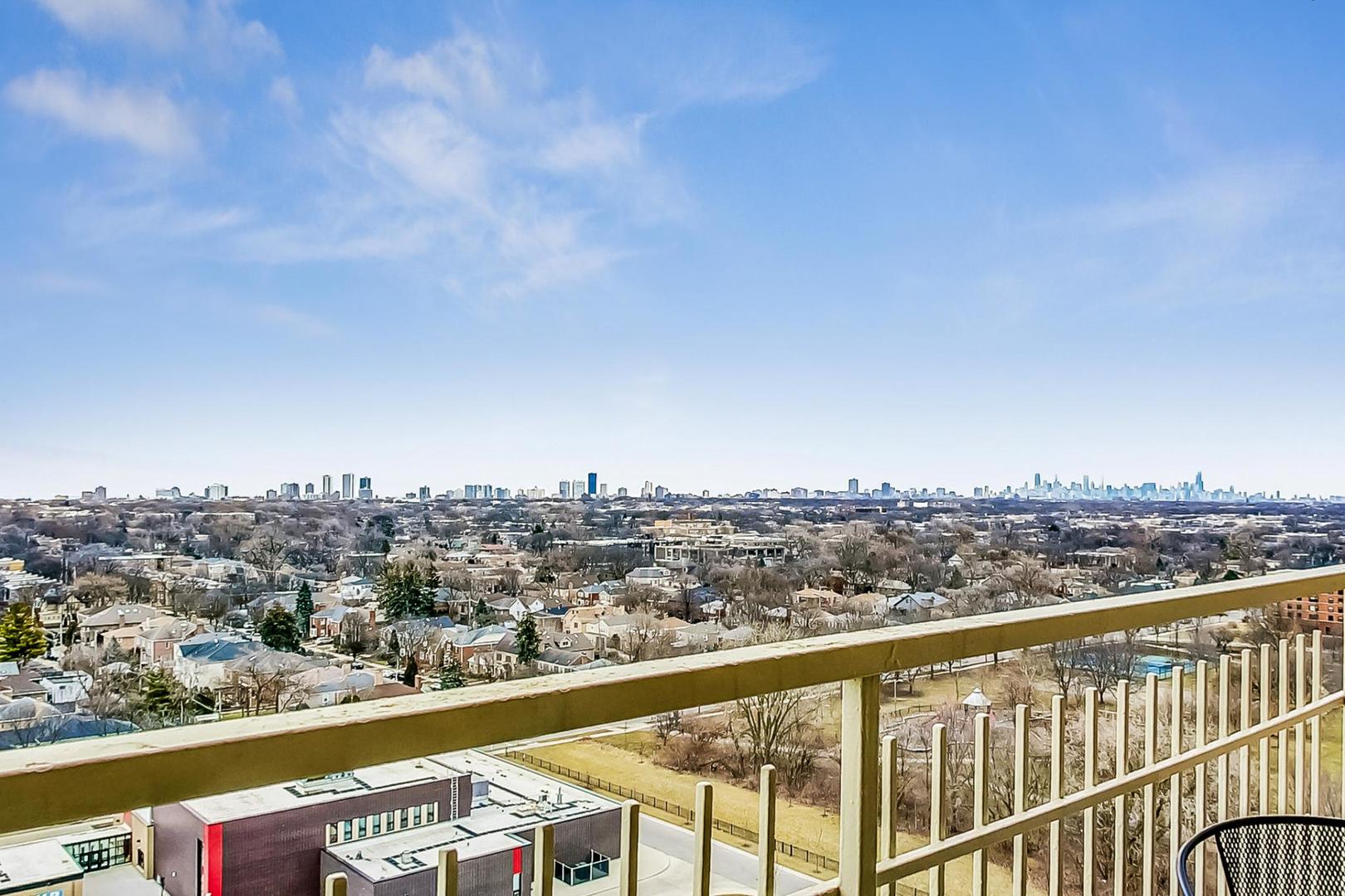 7061 N KEDZIE Avenue Unit: 1608