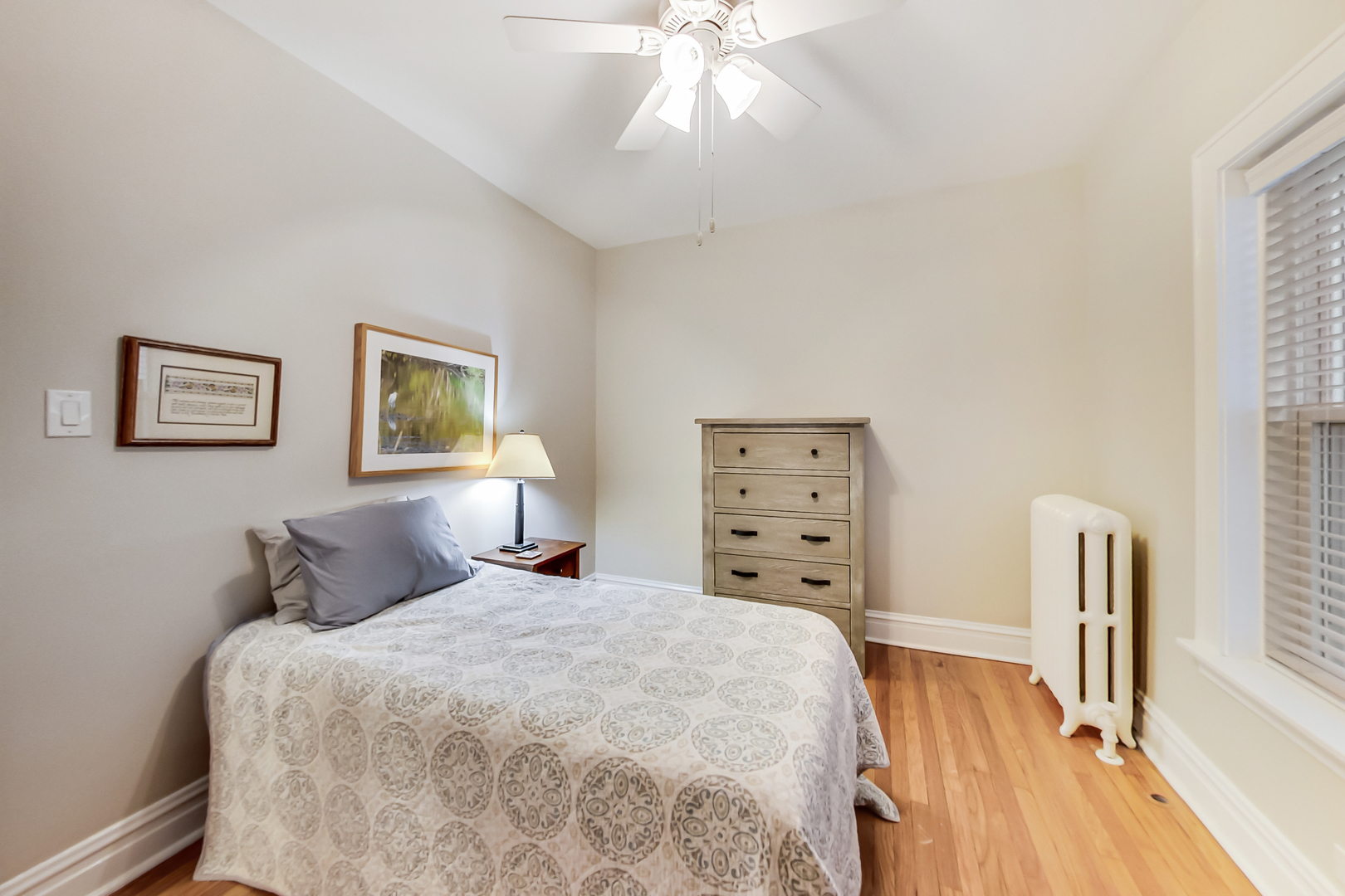 2525 W Argyle Street Unit: 1