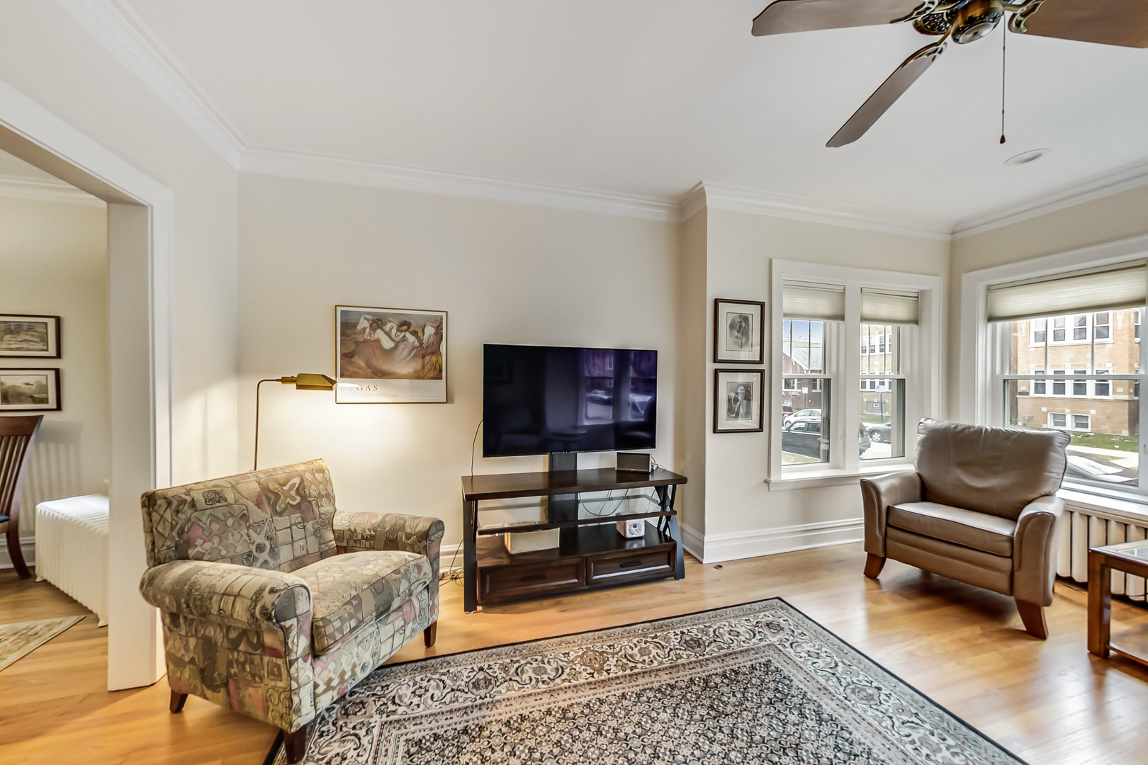 2525 W Argyle Street Unit: 1