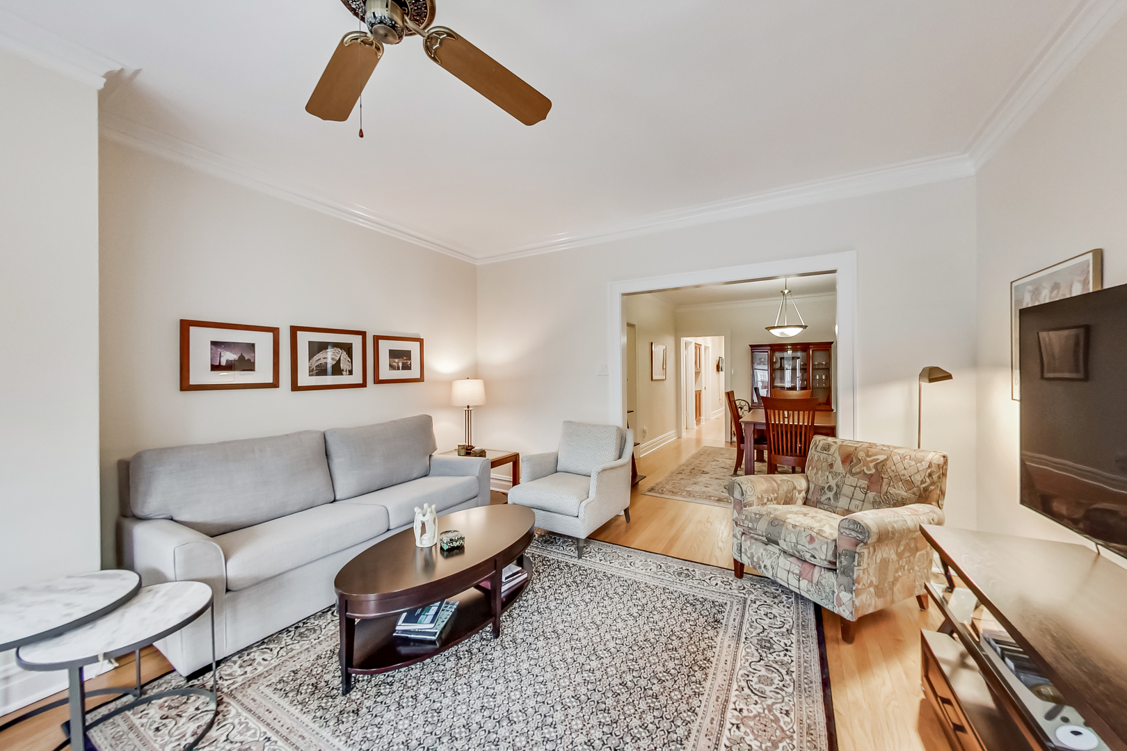 2525 W Argyle Street Unit: 1