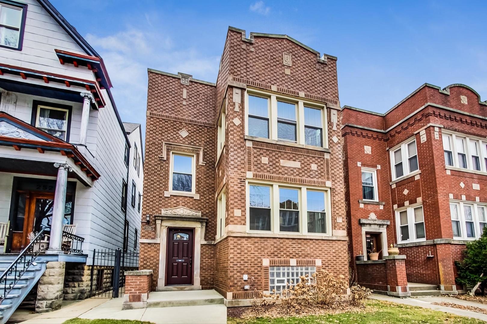 2525 W Argyle Street Unit: 1