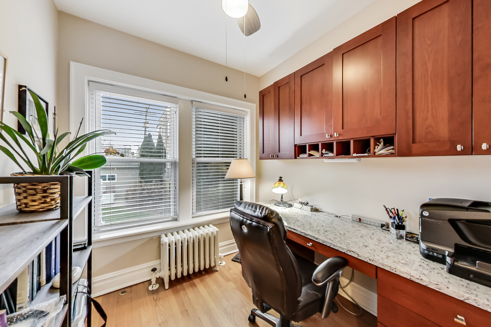 2525 W Argyle Street Unit: 1