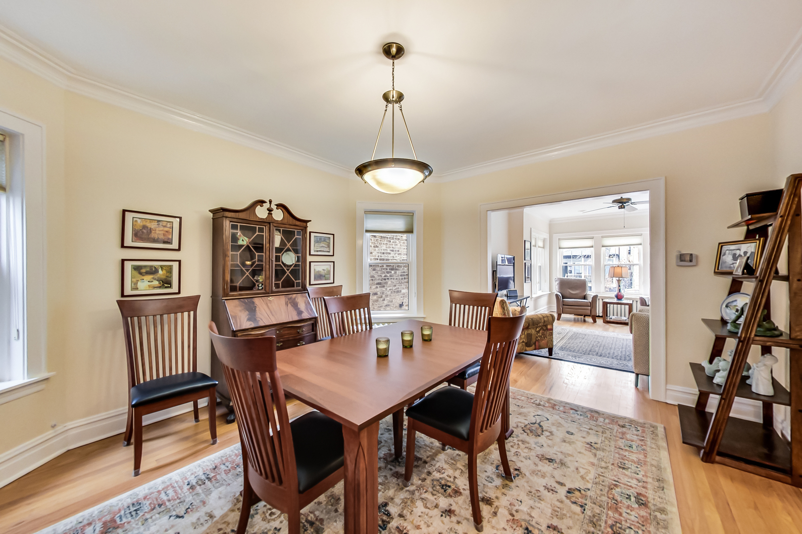 2525 W Argyle Street Unit: 1
