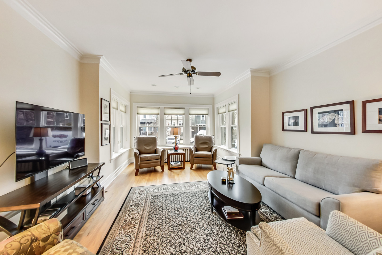 2525 W Argyle Street Unit: 1