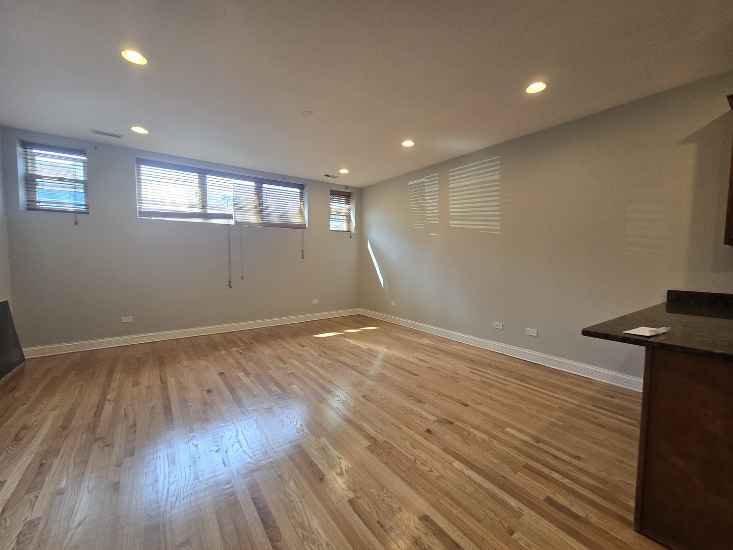3831 N Kedzie Avenue Unit: GN