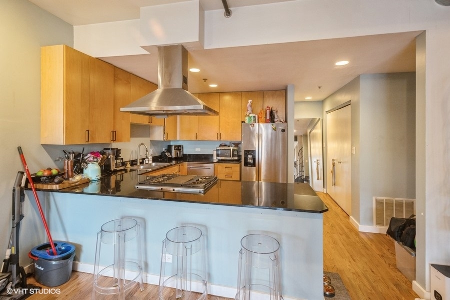2221 N Lister Street Unit: 3D
