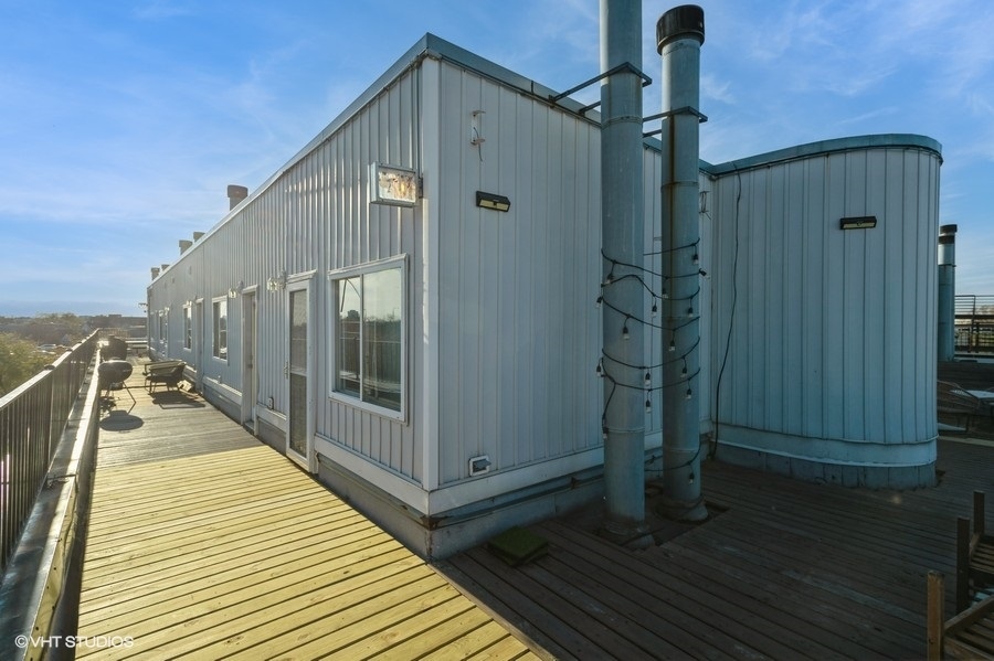 2221 N Lister Street Unit: 3D