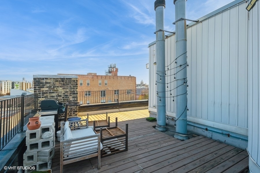 2221 N Lister Street Unit: 3D
