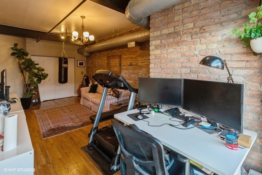 2221 N Lister Street Unit: 3D