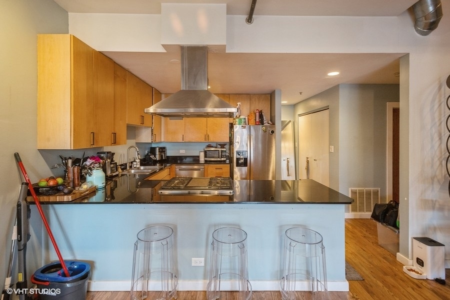 2221 N Lister Street Unit: 3D