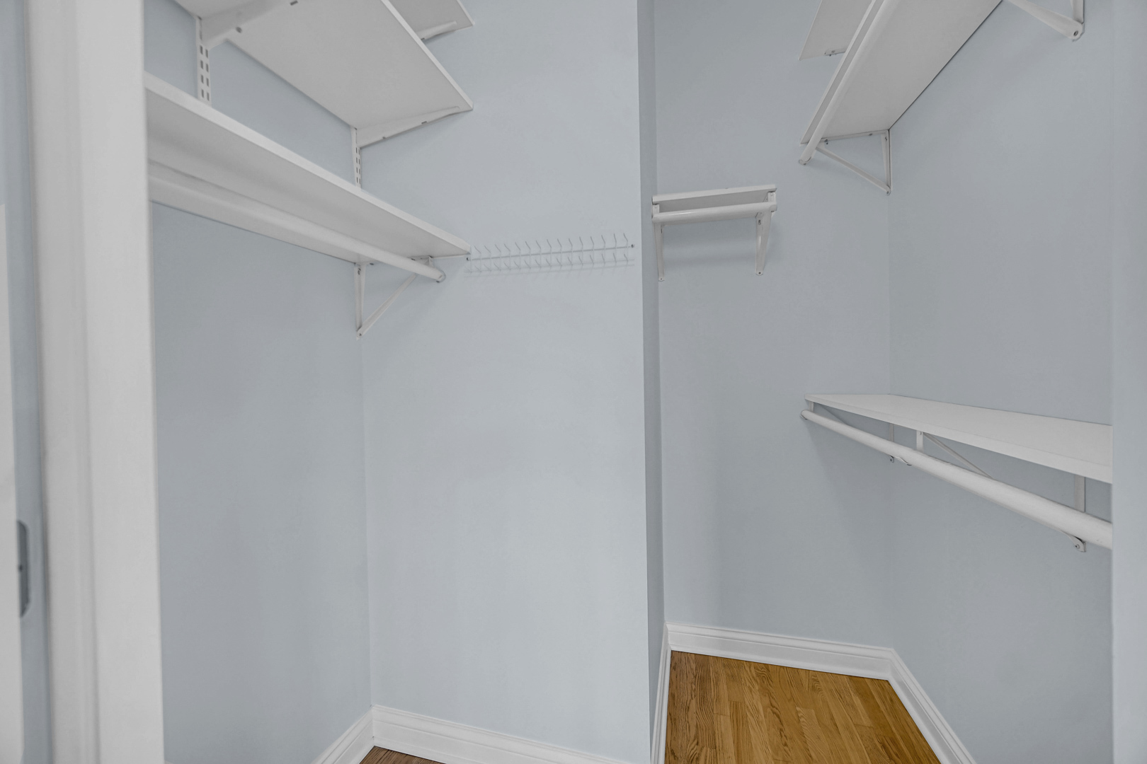 3732 N Kenmore Avenue Unit: 2